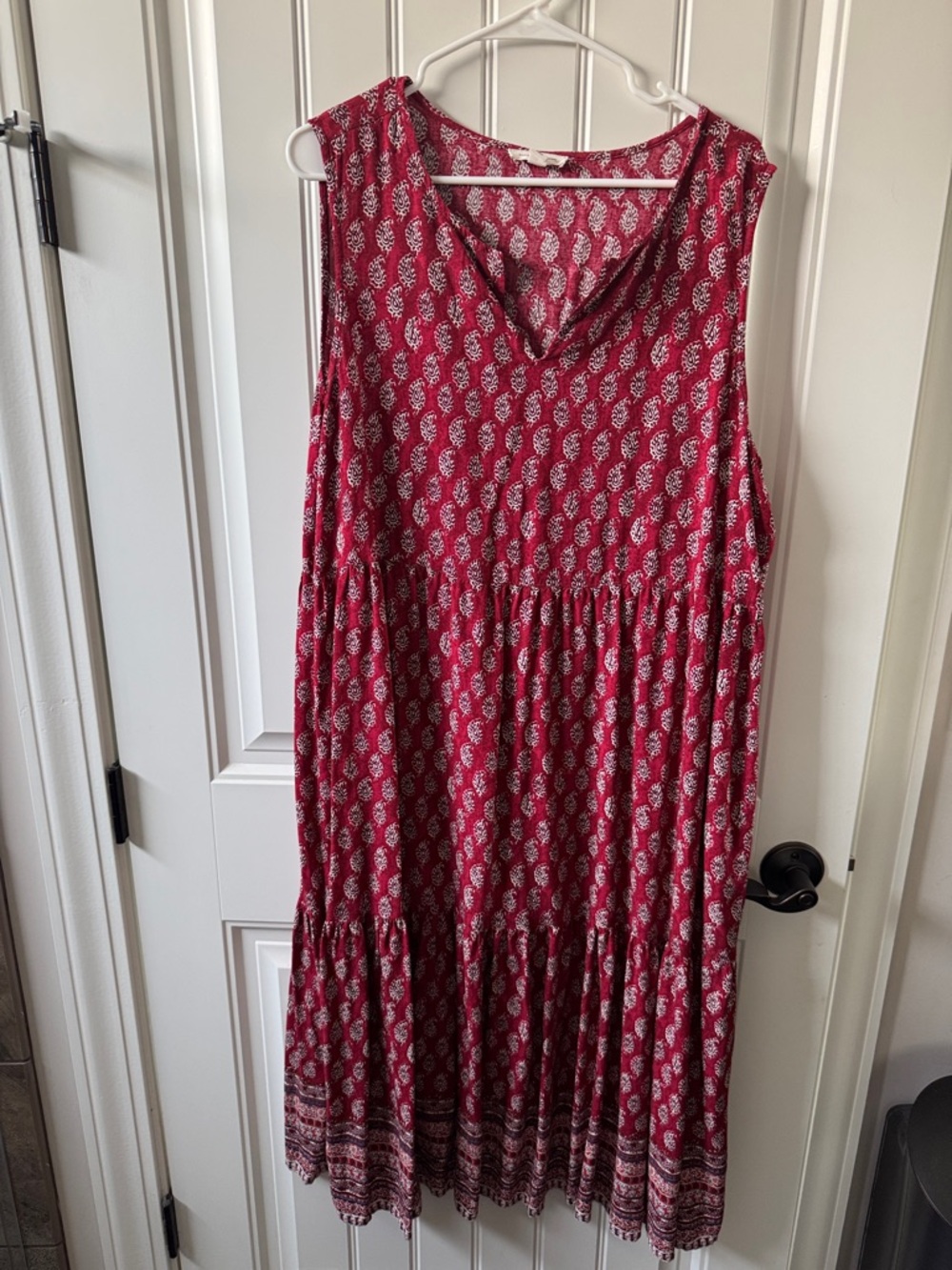 beachlunchlounge Red Printed Sleeveless V-Neck Tiered Midi Dress XL